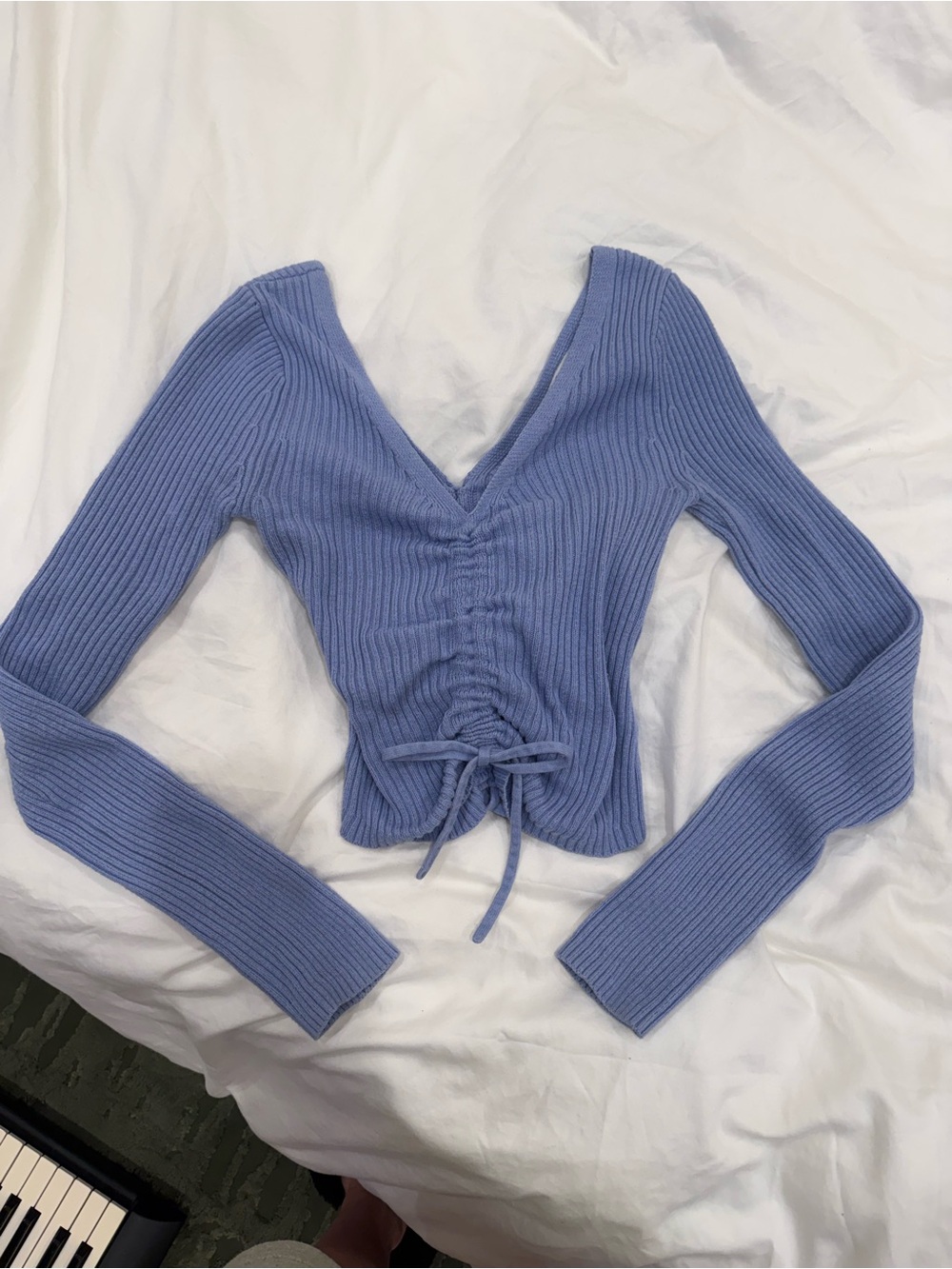 Vintage Y2K Hollister Periwinkle Ribbed V-Neck Drawstring Sweater Crop Top